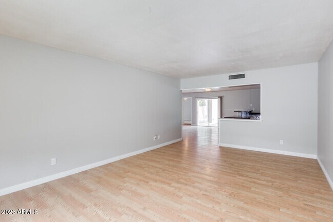 Foto del edificio - 1722 E Broadmor Dr