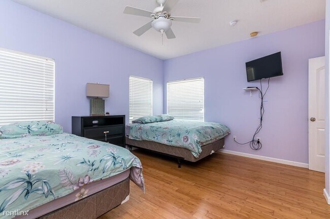 Foto del edificio - 5 br, 3 bath House - 264 NW 47th Pl 264 NW...