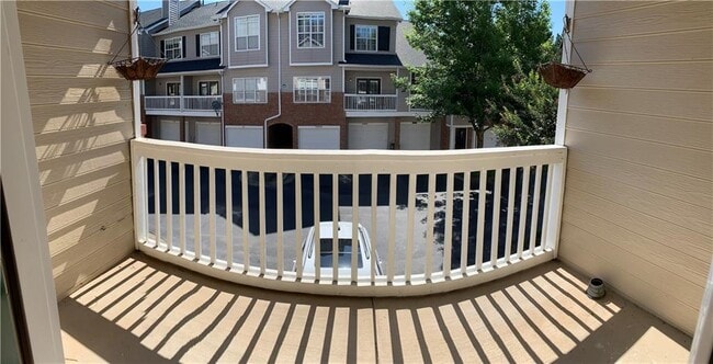 Building Photo - 1306 Vinings Forest Ln