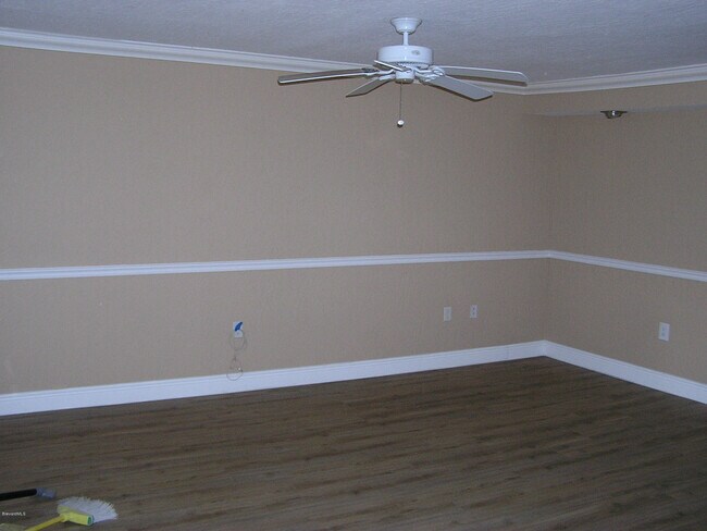 Building Photo - 201 Cocoa Isles Blvd