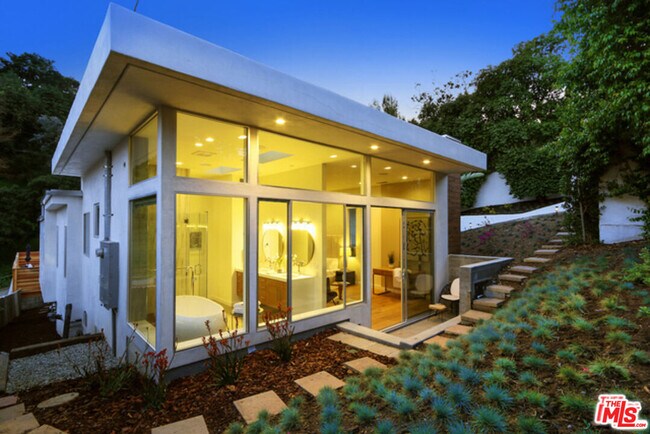 Foto del edificio - 10486 Sandal Ln
