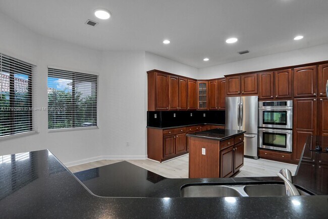 Building Photo - 7871 SW 195th Ter