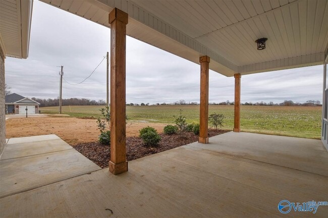 Building Photo - 300 Stone Hill Dr