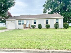 Building Photo - 180 Lori Cir