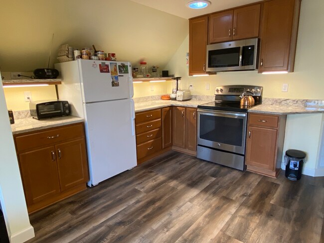 Foto del edificio - 2818 Sommers Ave