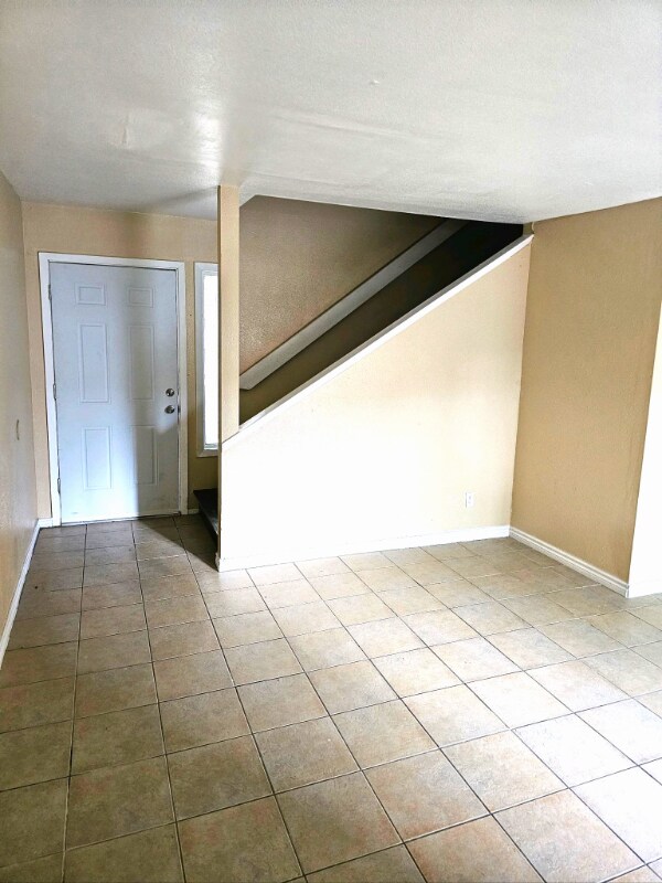 Foto del edificio - 2505 S Parkwood Dr