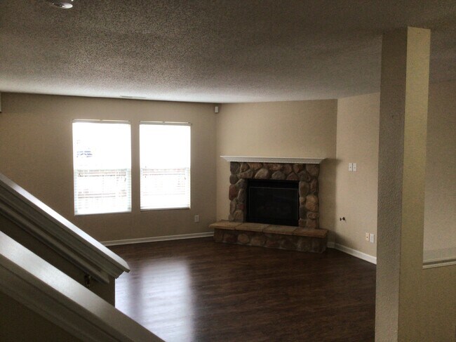 Foto del edificio - 8934 Fire Pink Ct