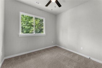Building Photo - 53 Shetland Dr