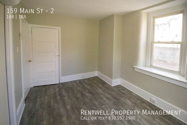 Foto del edificio - 1BR 1BA- 1st Floor Apartment Multifamily B...