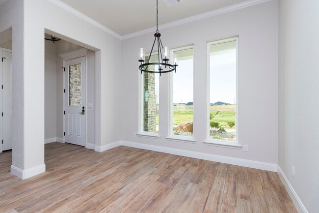 Building Photo - 10100 Aster