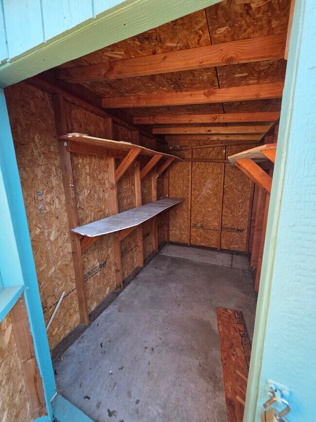 Foto del edificio - 1203 Floyd Ave