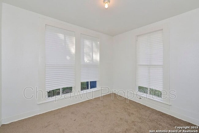 Photo - 113 S Olive St House