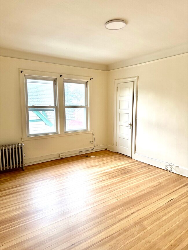 Foto del edificio - 44 Underhill St