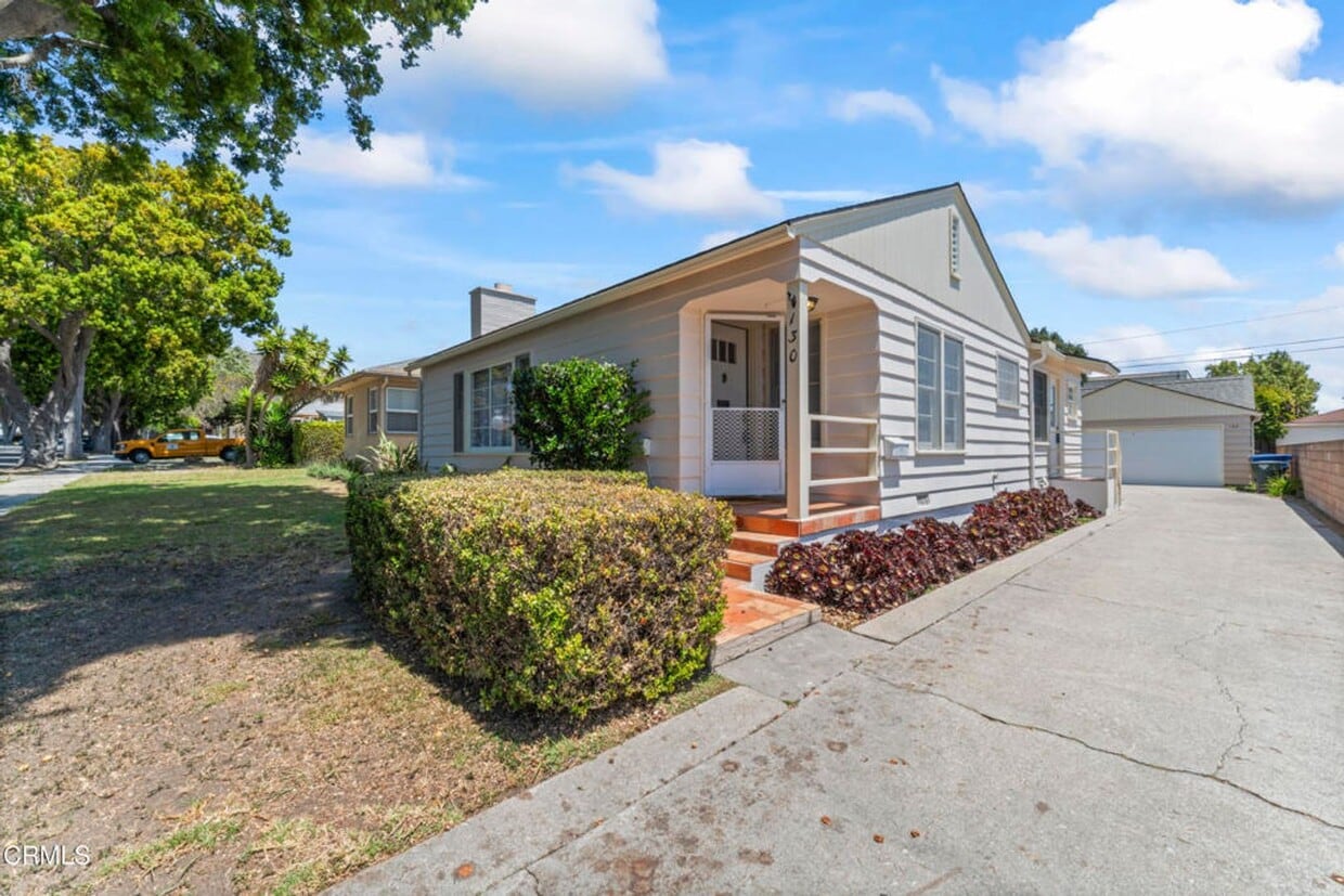 Foto principal - Charming Midtown Ventura Home- 3 Bedroom +...