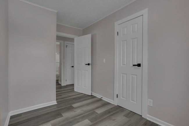 Foto del edificio - 4475 St Margaret Ln