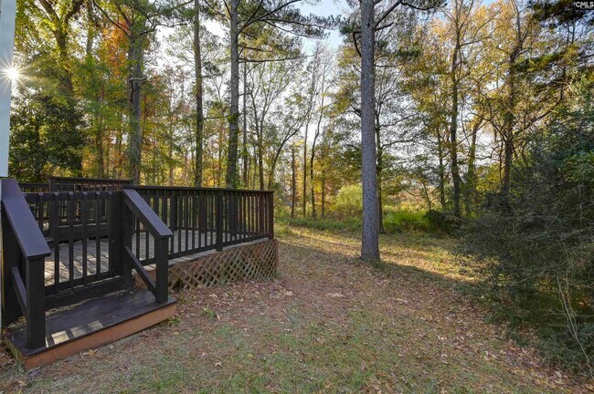 Foto del edificio - 100 Woodspur Rd