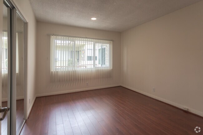 2BR,2BA - Bedroom - 12036 Goshen Ave.