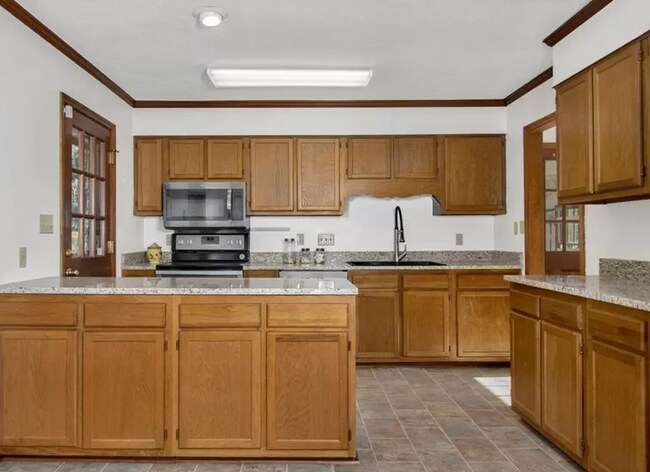 Foto del edificio - 225 Woodglen Dr