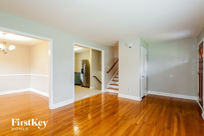 Foto del edificio - 1128 Rocky Ridge Dr