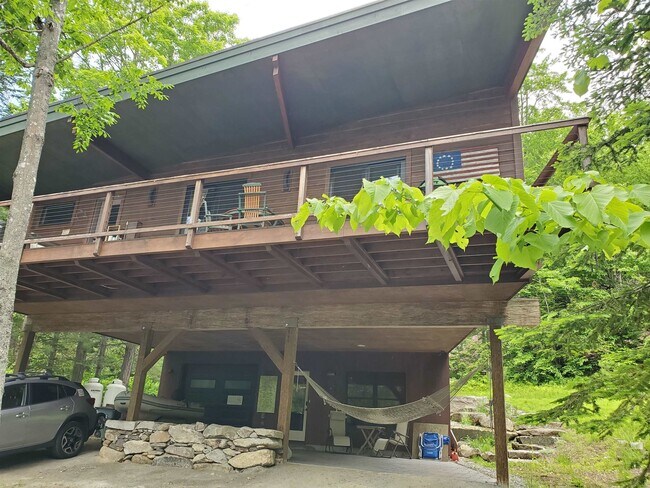 Foto del edificio - 1046 Goose Pond Rd