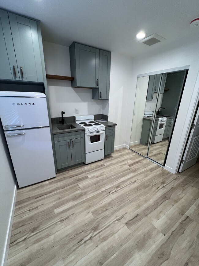 Foto del edificio - 3746 Jewell St