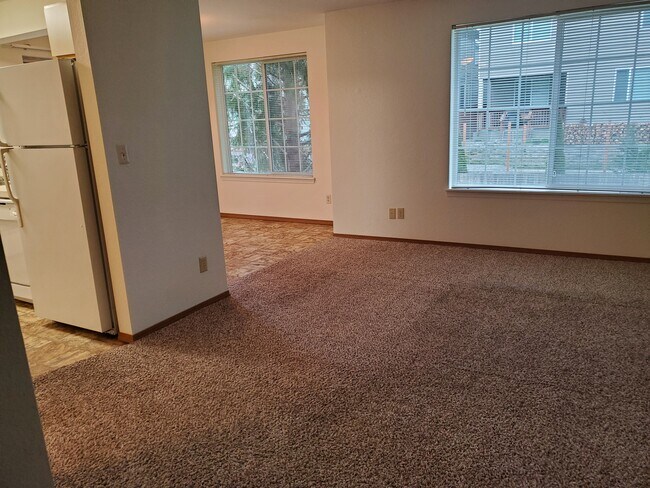 Foto del edificio - 1104 Creekwood Ct SE