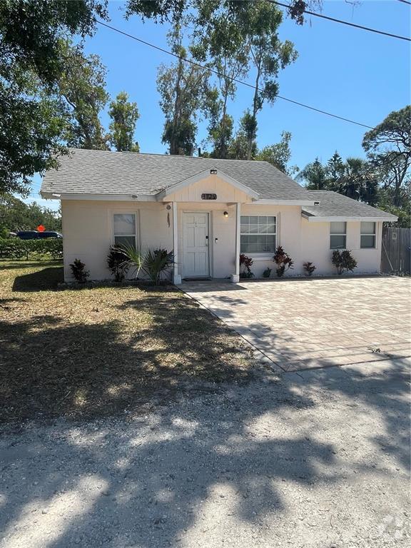 Building Photo - 1729 Creek Ln