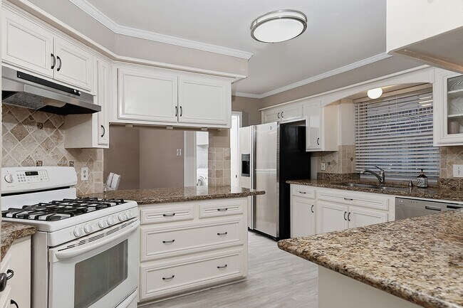 Foto del edificio - 99 N Deerfoot Cir