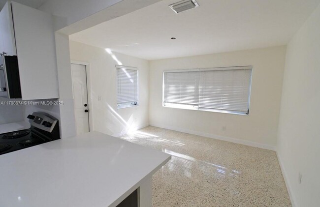 Building Photo - 11011 SW 79th Ave