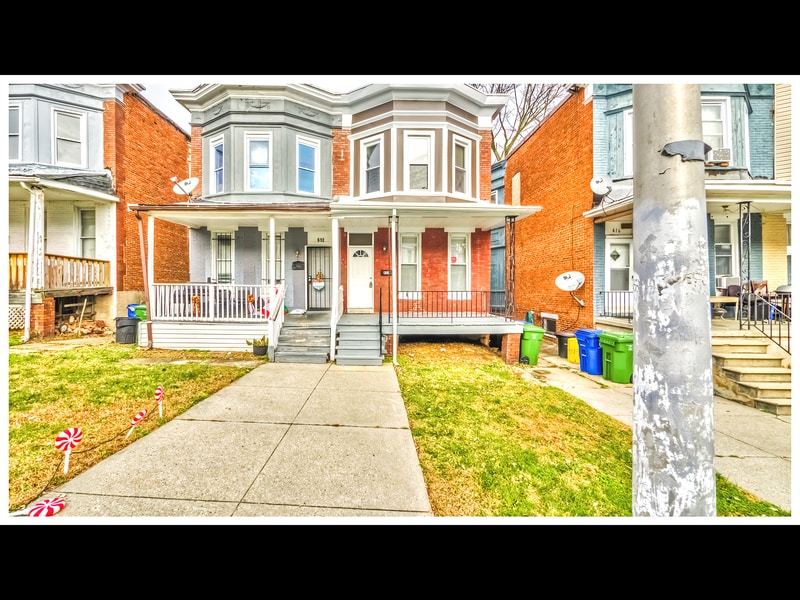 Photo - 614 McCabe Avenue