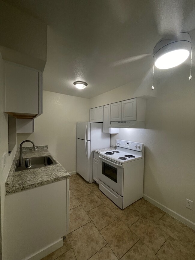Upgraded JR - Juniper Canyon | Tucson, AZ Apartments