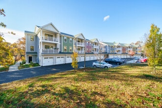 Building Photo - 401 Albany Turnpike