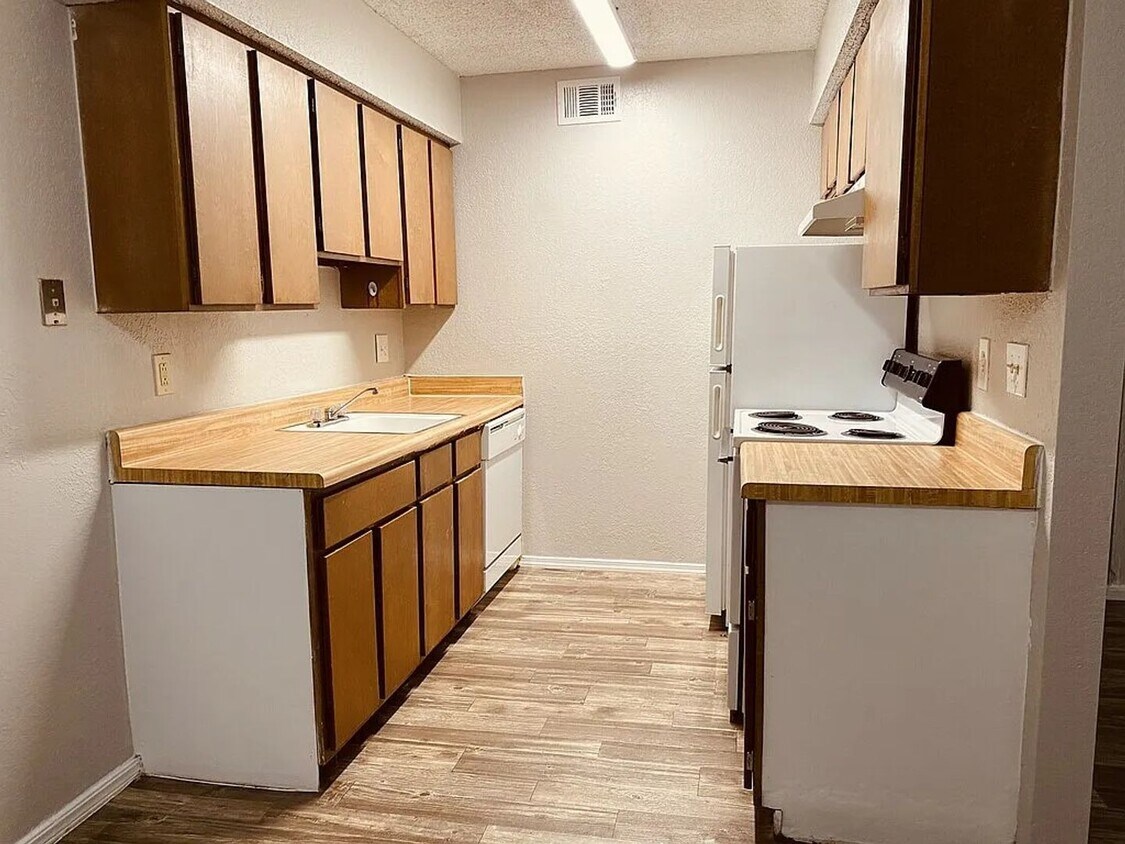 Cedar Lane Apartments - 6621 E 19th St Tulsa, OK 74112 | Apartments.com