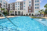 Foto principal - 2411 Fondren Rd