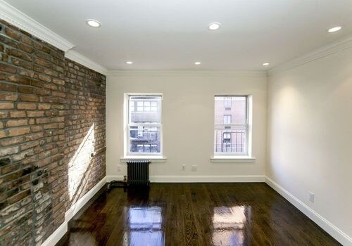 Building Photo - 449 W 19th St