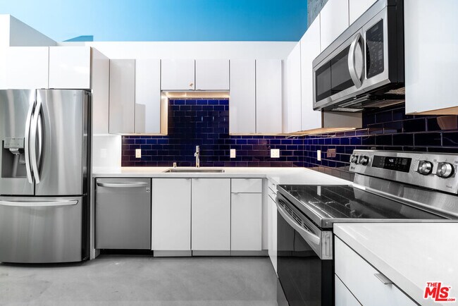 Foto del edificio - 1447 Lincoln Blvd