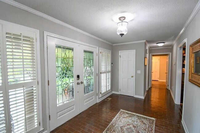 Foto del edificio - 3807 Corinth Dr