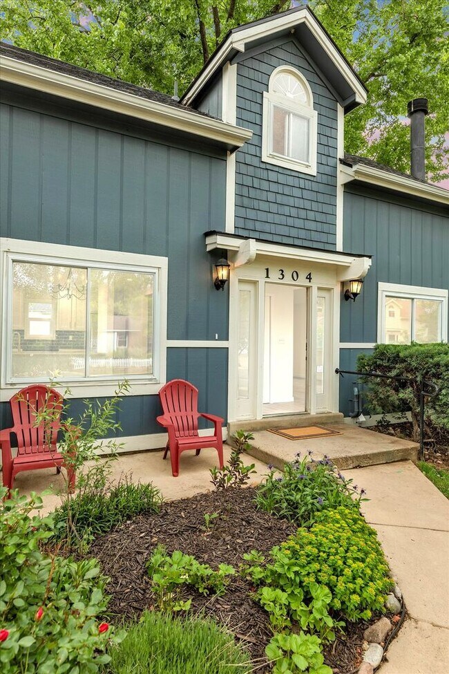 Building Photo - Beautifully updated 4-bed, 3-bath home in ...
