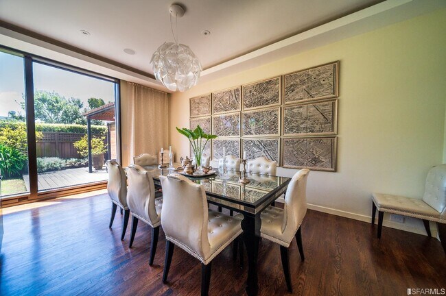 Foto del edificio - 3074 Pacific Ave