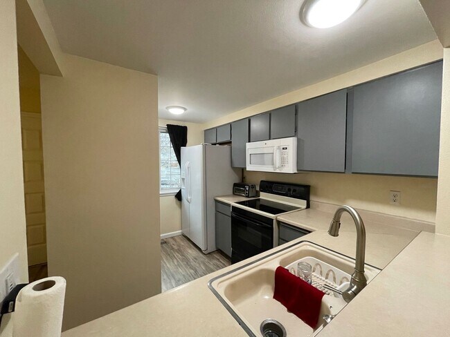 Foto del edificio - Charming townhome in Mission Viejo area