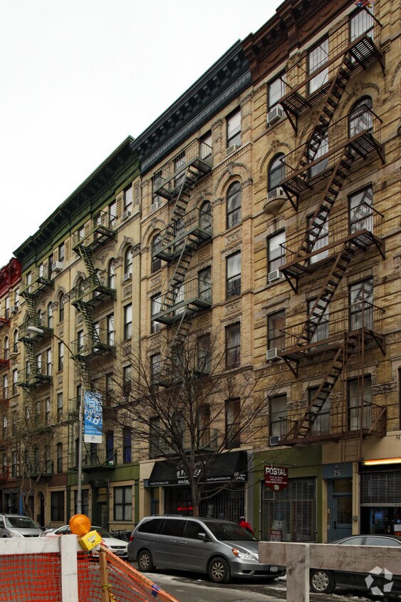 Building Photo - 73 E 4th St