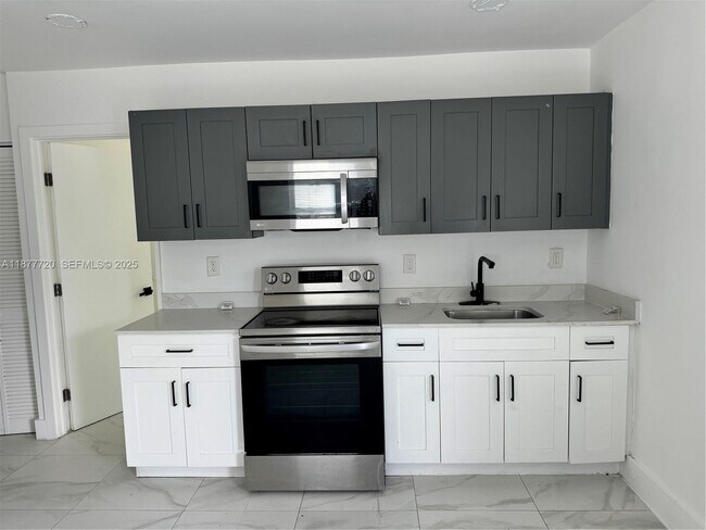 Foto del edificio - 1445 NW 34th St