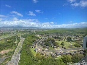 Building Photo - 1060 Kamehameha Hwy