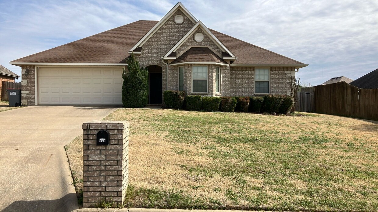Primary Photo - Home in Barling coming in July! 3 Bed 2 Bath