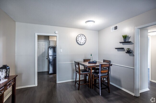 Foto del interior - Graceland Pointe Apartments: Modern Style,...