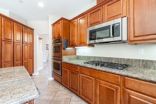 Building Photo - 5 br, 3 bath House - 2071 Sole Glen