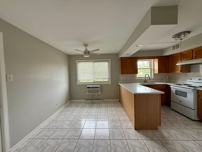Building Photo - 6864 W Lode Dr