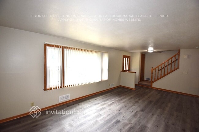 Building Photo - 8285 Hyde Ct S