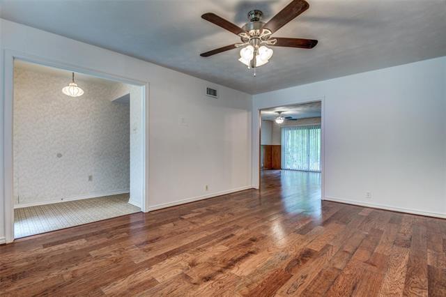 Building Photo - 3222 Latham Dr