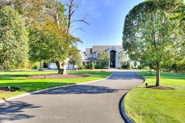 Foto del edificio - 43 Oakes Rd